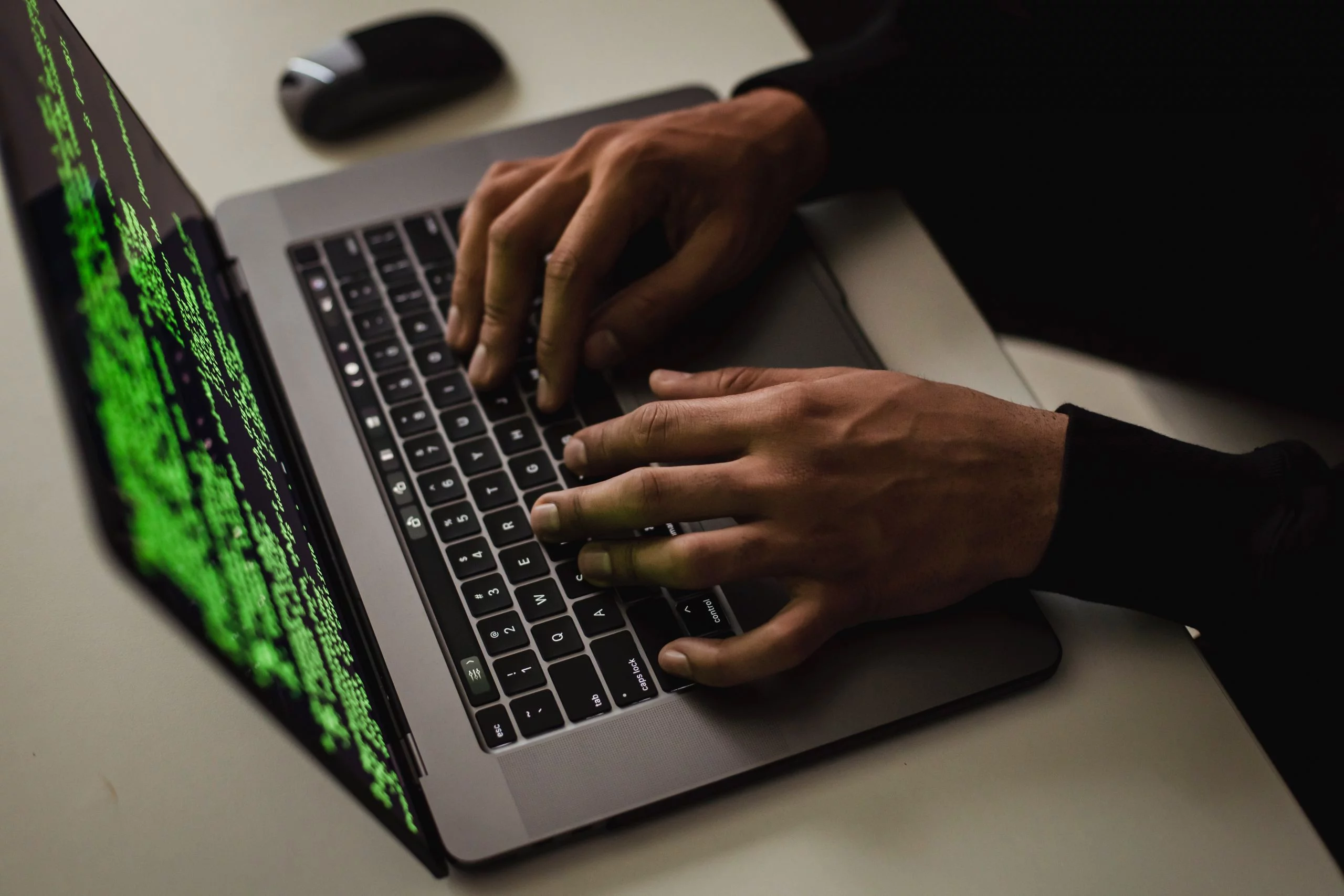 Cyber crimminal