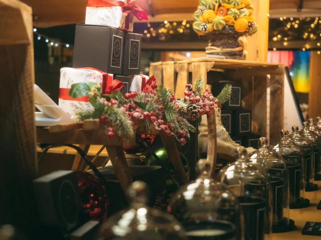 Week 5 Vendors 11 Crakling Candles 3 1 Week 5 Vendors