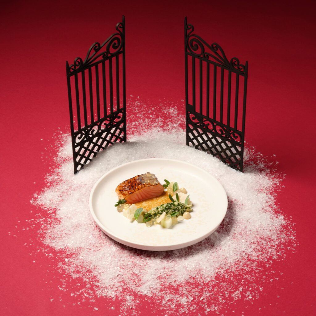 Six by Nico Presents: The Nutcracker - A Festive Culinary Ballet for the Senses 2 SbN Nutcracker 1x1 Course 2 Six by Nico Presents: The Nutcracker - A Festive Culinary Ballet for the Senses